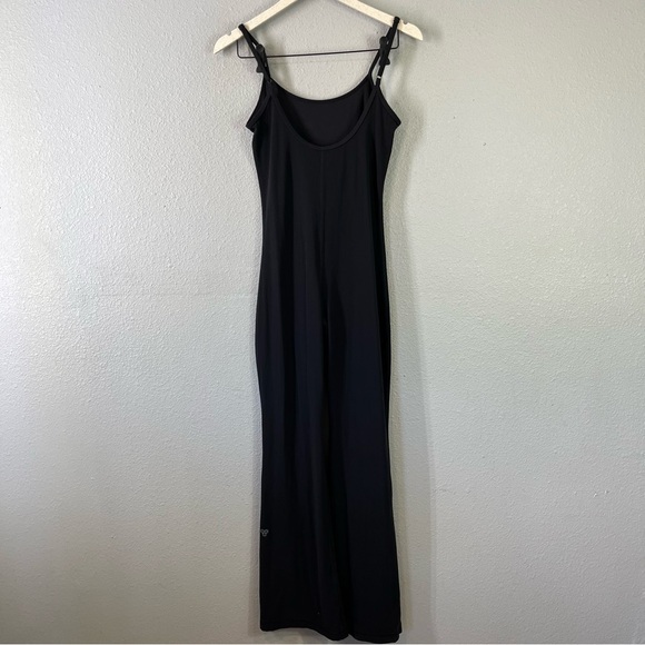 Aritzia TNAction Flare Black Super Soft Sporty Jumpsuit size medium - Picture 5 of 6